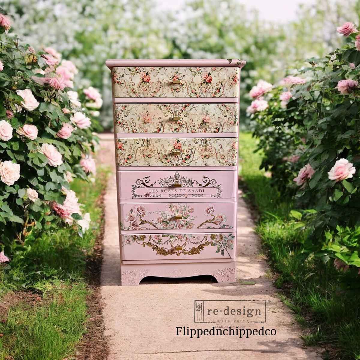 Carta da Découpage Double "Blushing Bloom" in Tessuto 2 fogli Formato 49.5 cm × 76.2 cm e 29.7 cm × 41.9 cm - Image 4