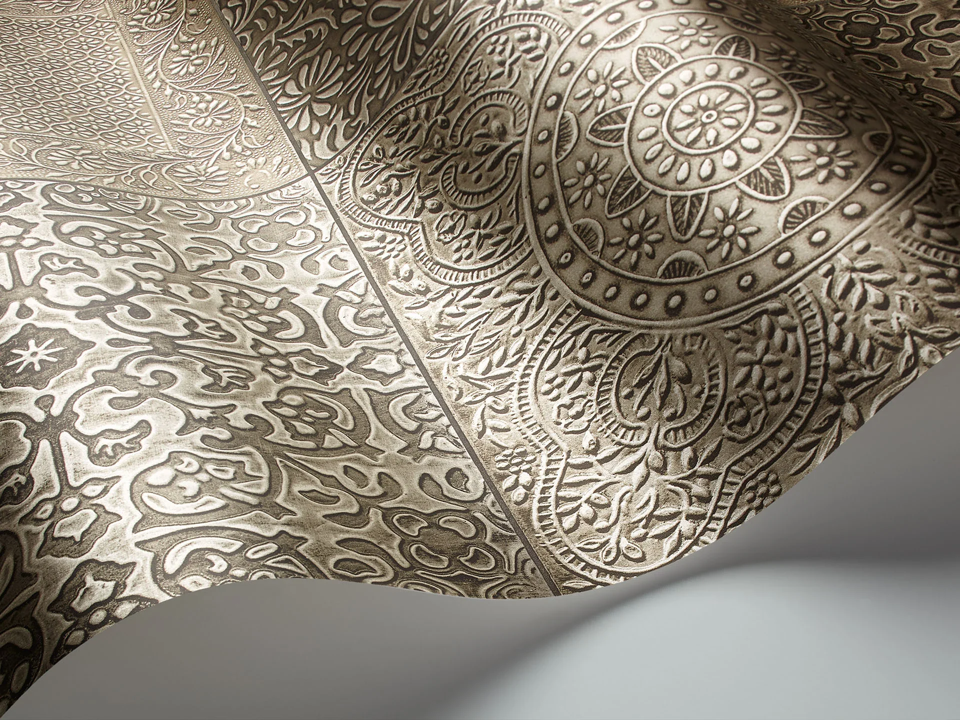 Carta da Parati "MARTYN LAWRENCE BULLARD" Bazaar grigio chiaro | COLE & SON - Image 2
