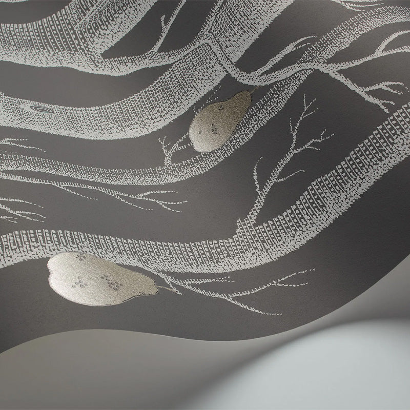 Carta da Parati "WOODS & PEARS NERO, BIANCO & ORO" The Contemporary | COLE & SON - Image 2