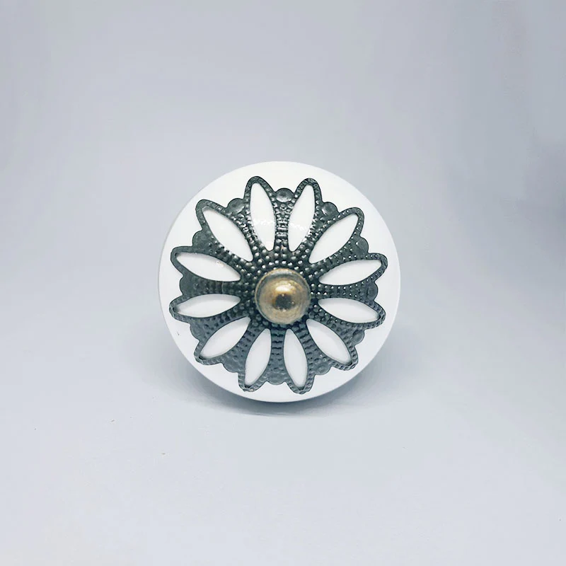 Pomello in ceramica “Hennè"