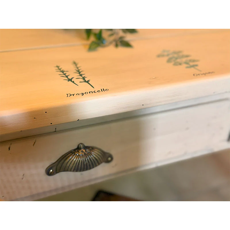 Tavolo “Erbe aromatiche” I Restyling di Elisa - Image 14