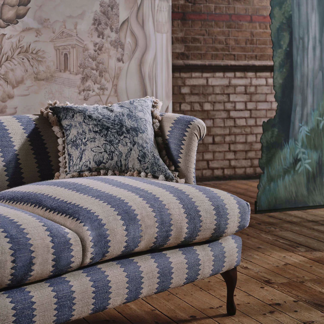TESSUTO "APERIGON SWAG - WOAD" - Giles Deacon - SANDERSON - Image 2